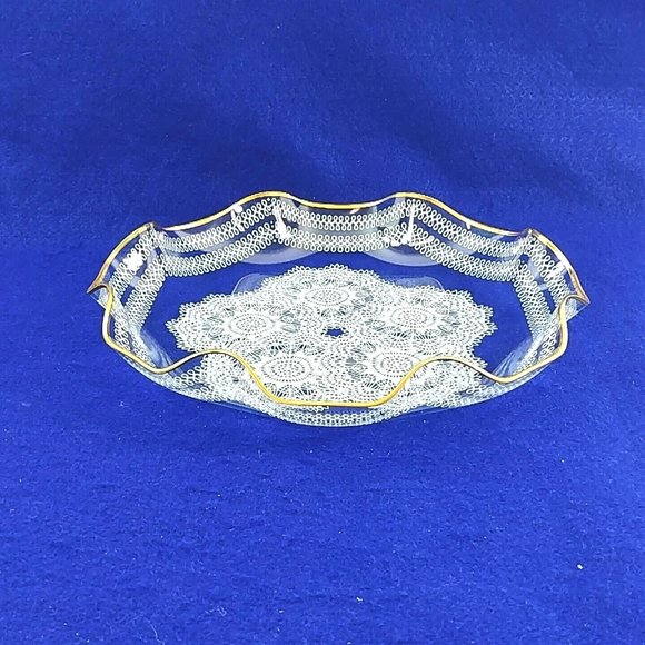 Glass Platter Gold Ruffled Rim Printed White Doily Pattern Vintage 10" Diameter - Picture 2 of 7